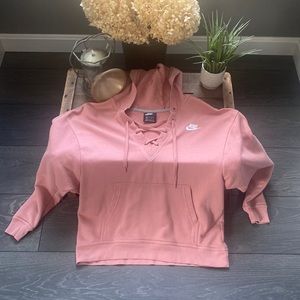 Woman’s Nike sweatshirt with drawstring